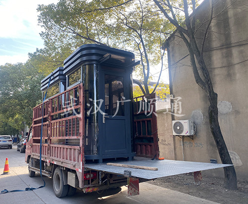 江城壹號(hào) 鋼結(jié)構(gòu)崗?fù)?>
            <p><br/></p><p style=